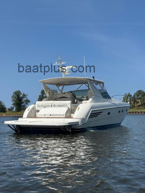 Trojan 440 Express Spesifikasjoner og anmeldelser